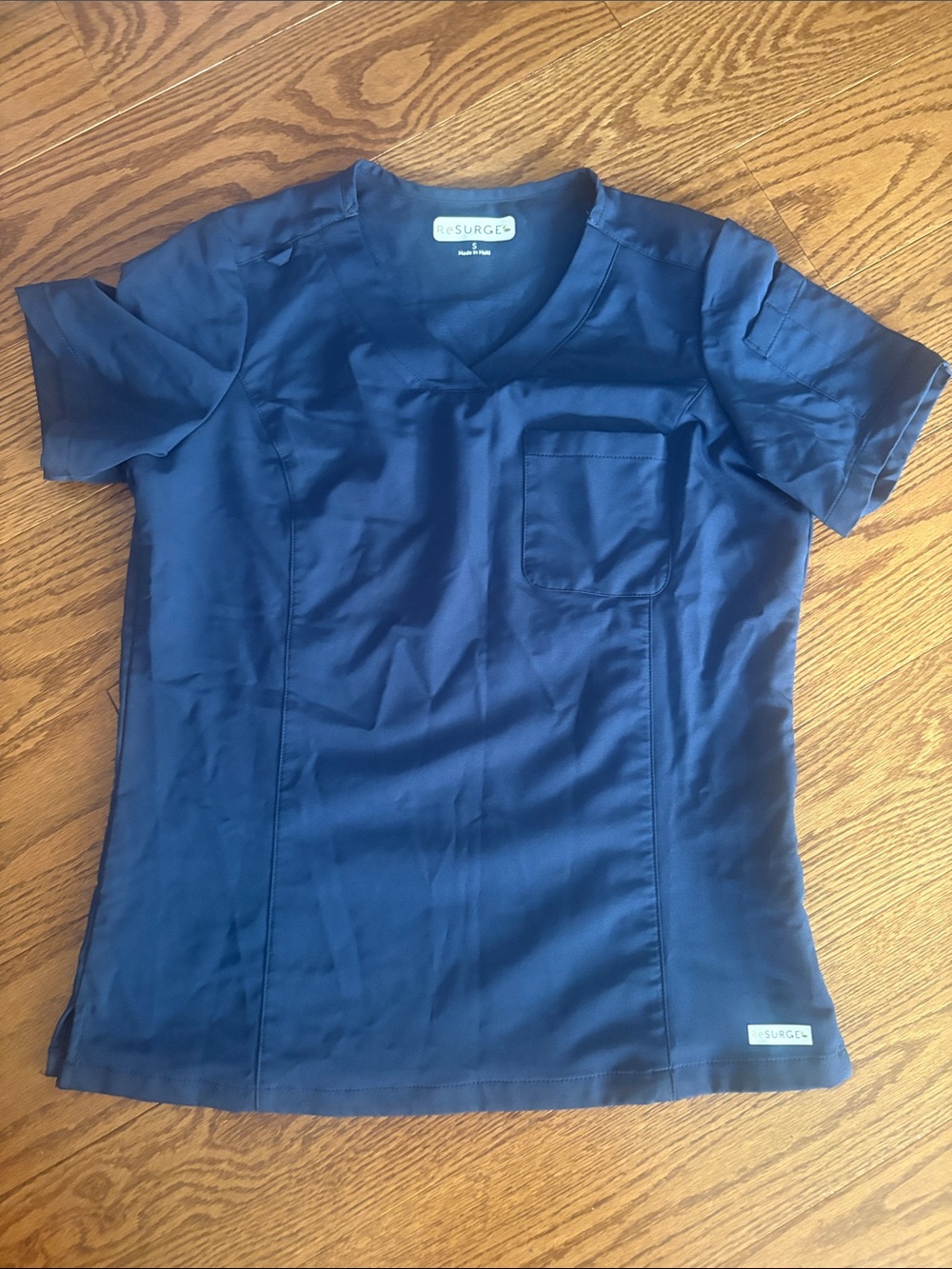 NWOT Resurge Scrub Top